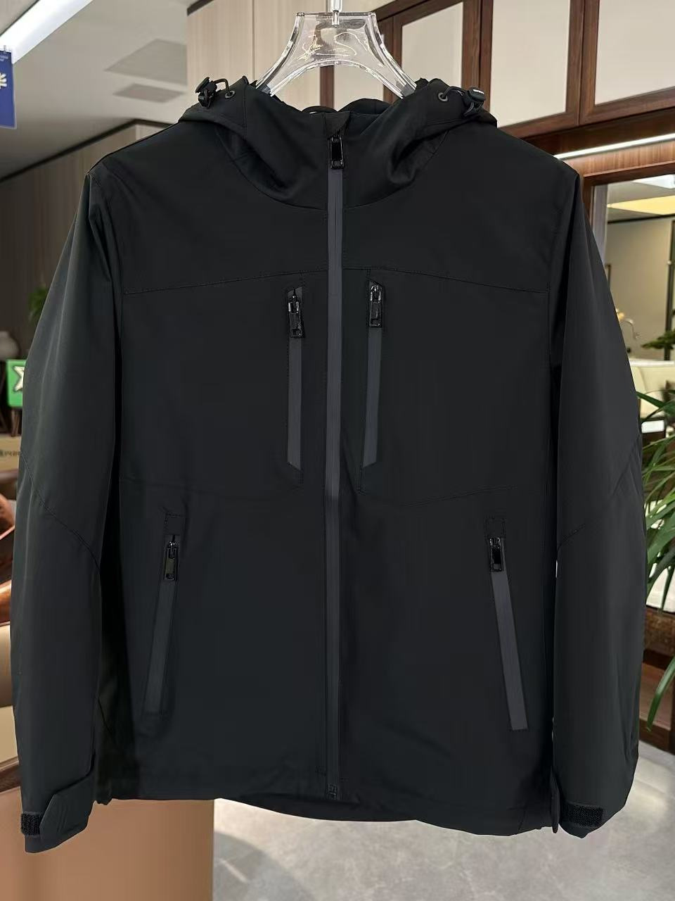 Men's Minimalist Casual Sporty Hooded Jacket